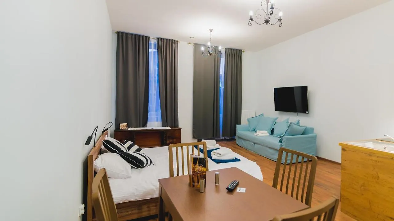 Oak Tree Old Town Apartments Krakow Aparthotel