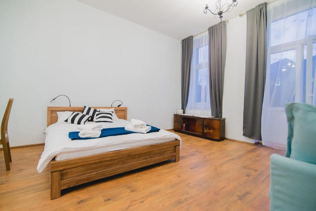 Aparthotel Oak Tree Old Town Apartments Cracovia Polonia